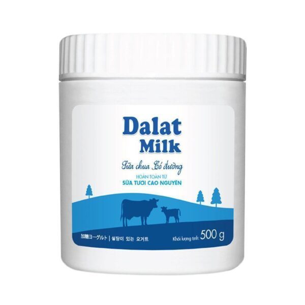 hũ Sữa Chua Ăn Dalat Milk Có Đường 500g trên nền trắng