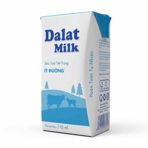 Hộp sữa Dalat Milk Ít Đường 110ml trên nền trắng